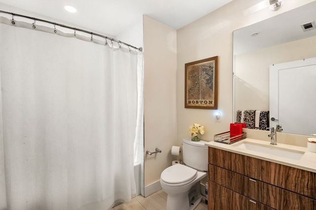 250 Meridian St 507, Boston, MA 02128