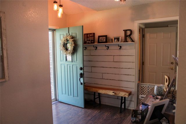 1102 Zahara Street, Bowie, TX 76230
