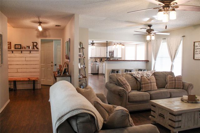 1102 Zahara Street, Bowie, TX 76230