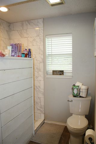 1102 Zahara Street, Bowie, TX 76230