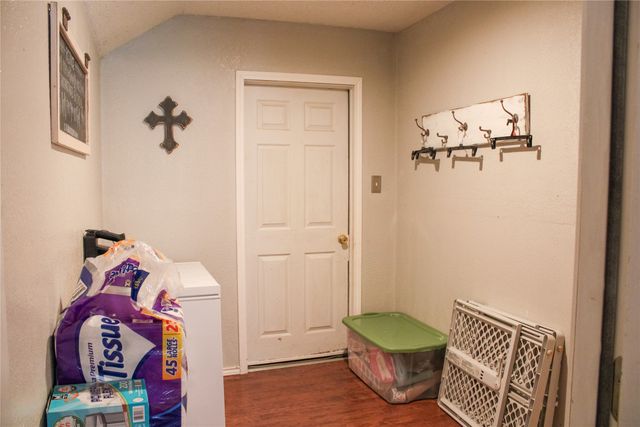 1102 Zahara Street, Bowie, TX 76230