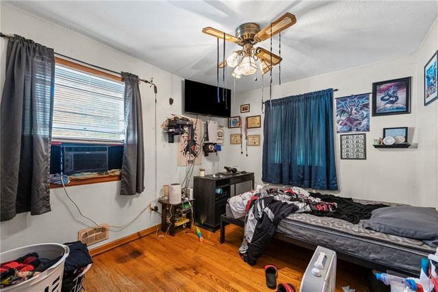 1223 N Pleasant Street, Independence, MO 64050