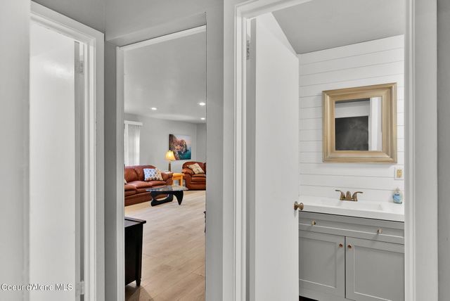 1215 N 1st St, Coeur D'alene, ID 83814