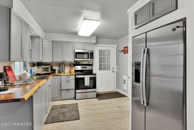 1215 N 1st St, Coeur D'alene, ID 83814