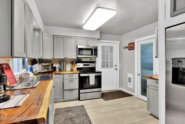 1215 N 1st St, Coeur D'alene, ID 83814