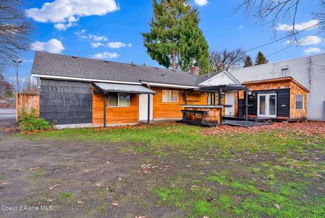 1215 N 1st St, Coeur D'alene, ID 83814