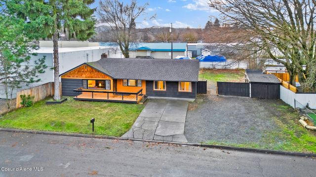 1215 N 1st St, Coeur D'alene, ID 83814