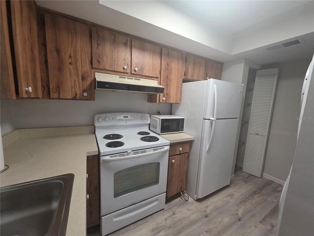 2583 COUNTRYSIDE BOULEVARD 3103, Clearwater, FL 33761