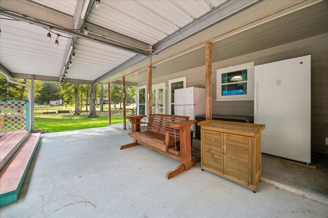 641 County Road 404, Dayton, TX 77535