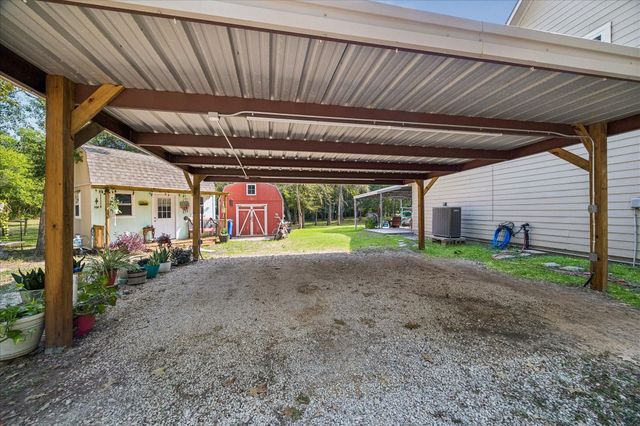 641 County Road 404, Dayton, TX 77535