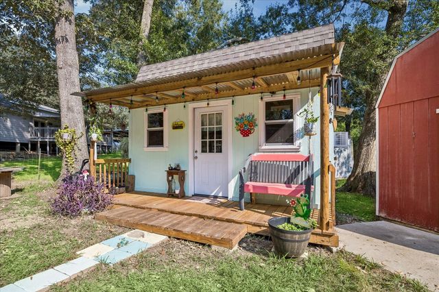 641 County Road 404, Dayton, TX 77535