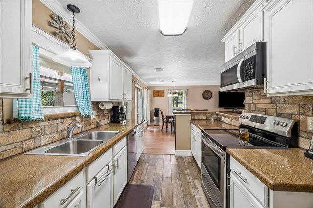 641 County Road 404, Dayton, TX 77535
