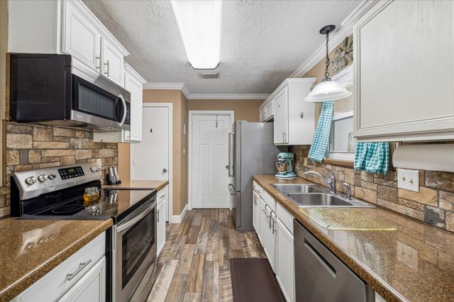 641 County Road 404, Dayton, TX 77535