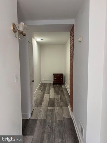 837 LOCUST ST, Reading, PA 19604