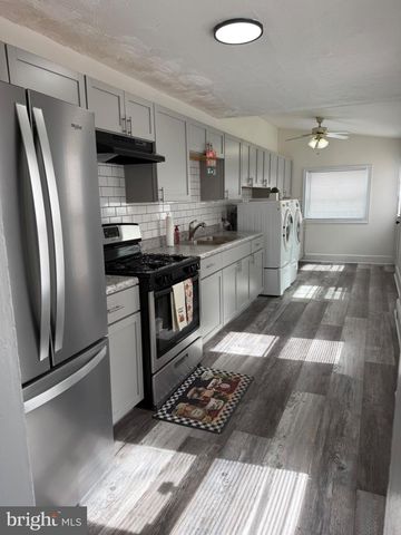 837 LOCUST ST, Reading, PA 19604