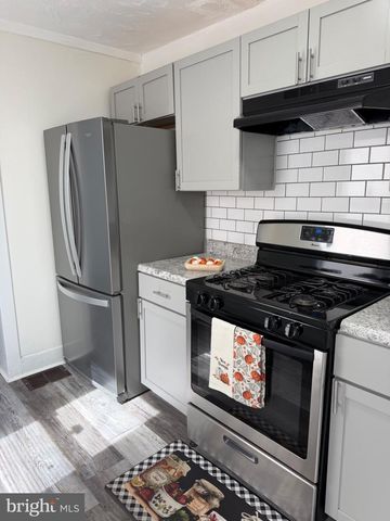 837 LOCUST ST, Reading, PA 19604