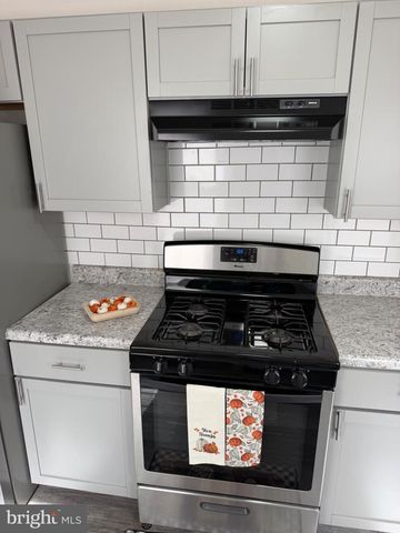 837 LOCUST ST, Reading, PA 19604