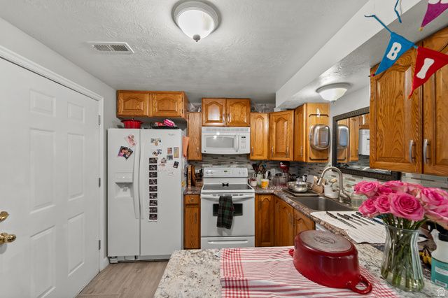 1485 E NAVAJO DR, Pleasant Grove, UT 84062