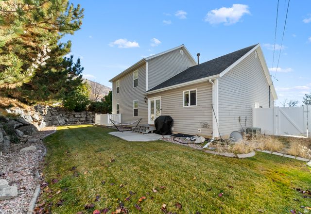 1485 E NAVAJO DR, Pleasant Grove, UT 84062