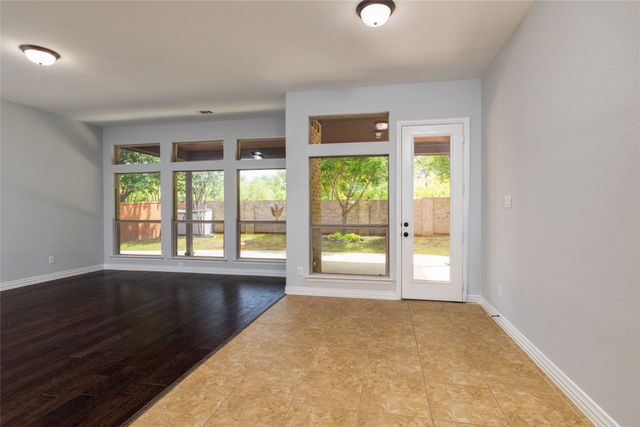 305 Dorset Court, Roanoke, TX 76262