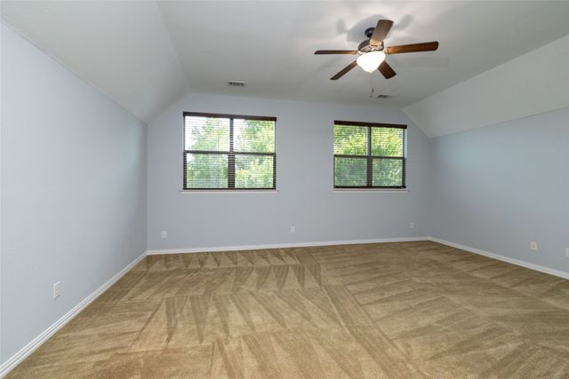 305 Dorset Court, Roanoke, TX 76262