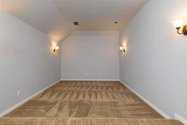 305 Dorset Court, Roanoke, TX 76262
