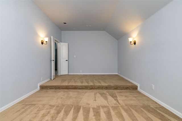 305 Dorset Court, Roanoke, TX 76262