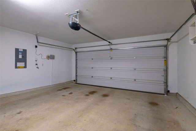 305 Dorset Court, Roanoke, TX 76262