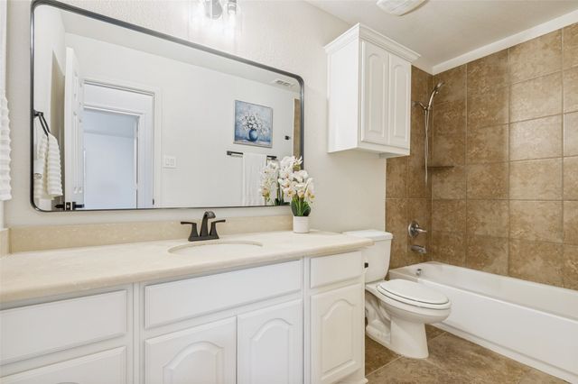 1415 Genesis Drive, Mansfield, TX 76063