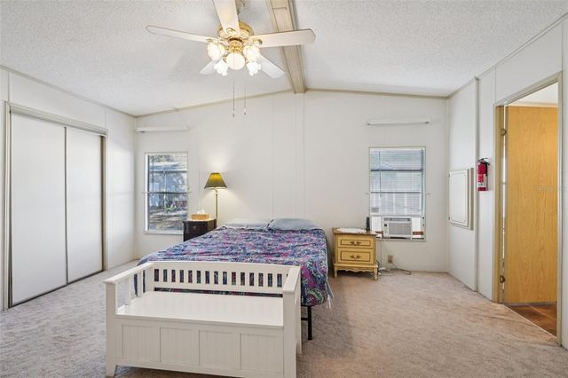 8625 SILVER TRAIL, Leesburg, FL 34788