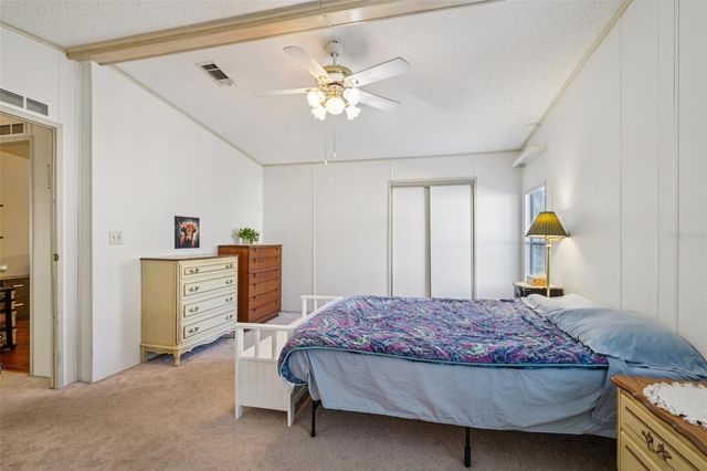 8625 SILVER TRAIL, Leesburg, FL 34788