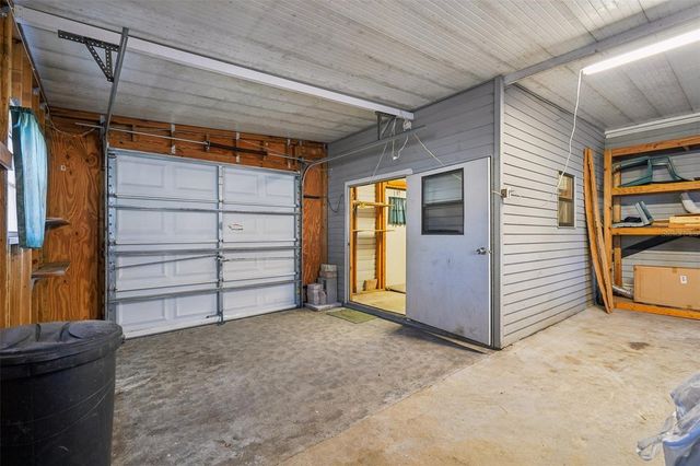 8625 SILVER TRAIL, Leesburg, FL 34788