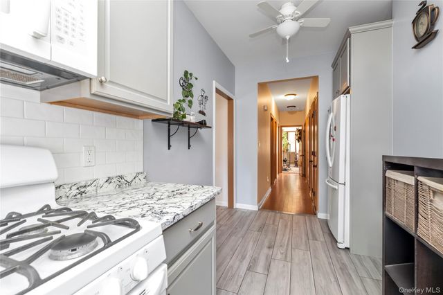 71-27 68th Street, Glendale, NY 11385