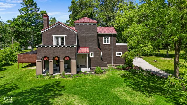 730 W 6th Street, Seymour, IN 47274