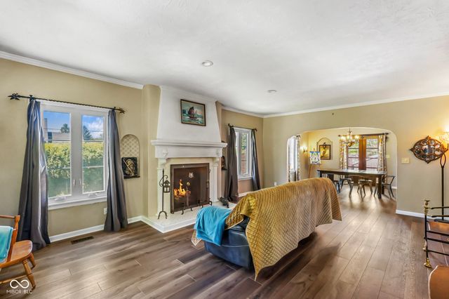 730 W 6th Street, Seymour, IN 47274