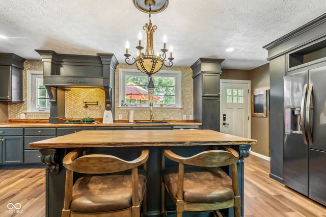730 W 6th Street, Seymour, IN 47274