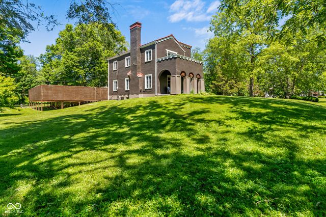 730 W 6th Street, Seymour, IN 47274