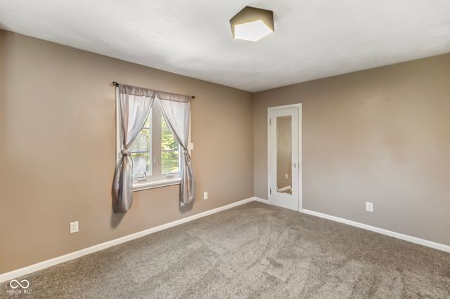 730 W 6th Street, Seymour, IN 47274
