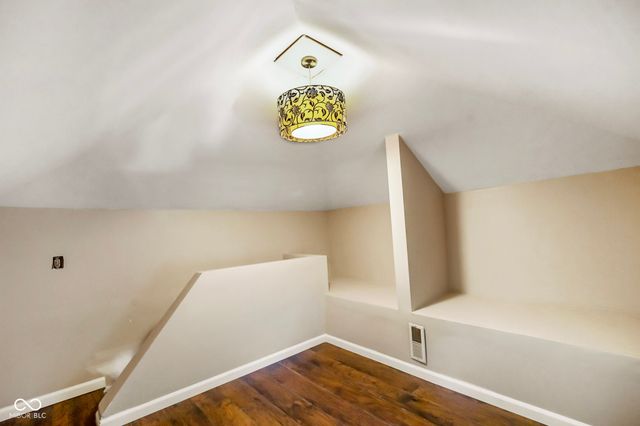 730 W 6th Street, Seymour, IN 47274
