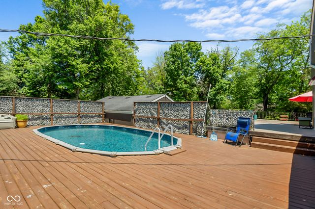 730 W 6th Street, Seymour, IN 47274