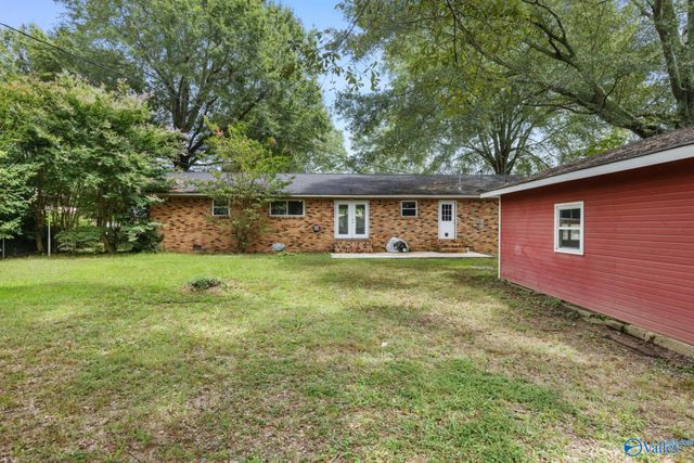 1941 Dialsdale Dr SW, Cullman, AL 35055