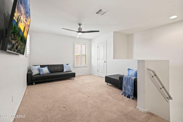 902 E Prairie Field Lane, Sahuarita, AZ 85629