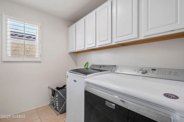 902 E Prairie Field Lane, Sahuarita, AZ 85629