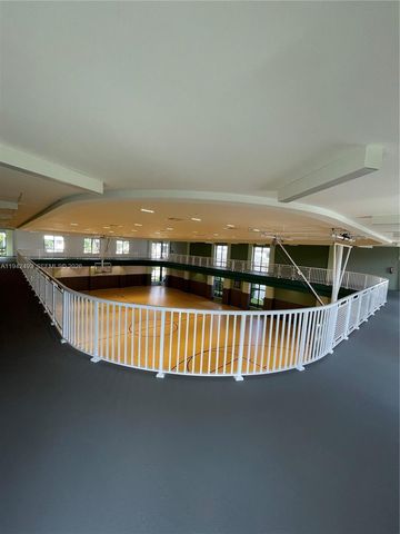 8001 NW 41st St F-108, Doral, FL 33166