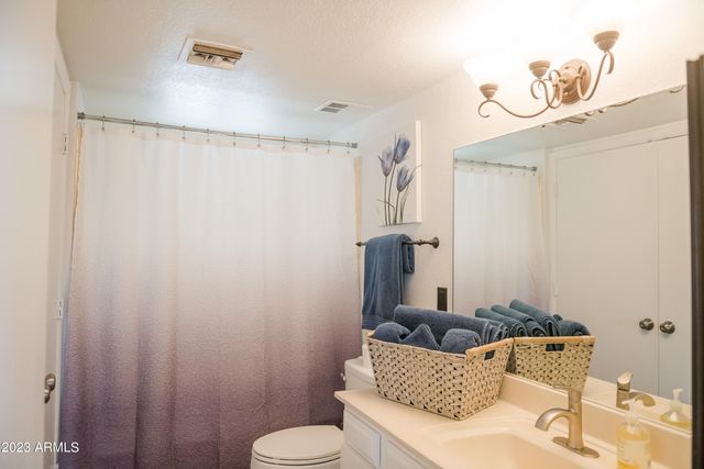 16453 E SEGUNDO Drive 2, Fountain Hills, AZ 85268