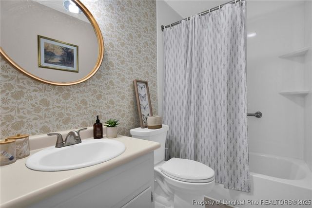 5937 Waters Edge Drive, Fayetteville, NC 28314