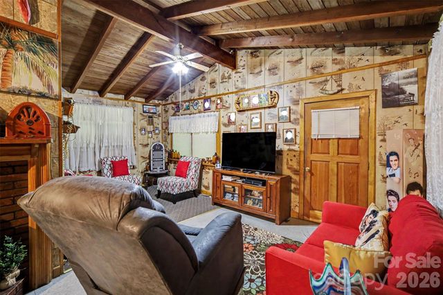 260 Cherrywood Lane, Sharon, SC 29742