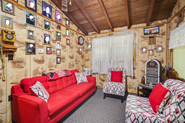 260 Cherrywood Lane, Sharon, SC 29742