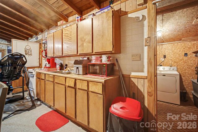 260 Cherrywood Lane, Sharon, SC 29742