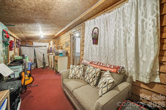 260 Cherrywood Lane, Sharon, SC 29742